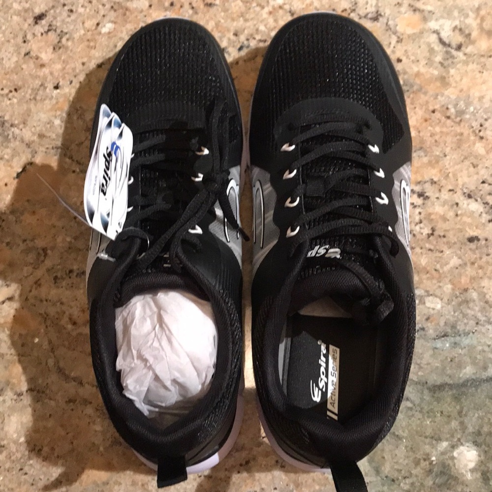 Mismatched size- orthopedic wearers special!